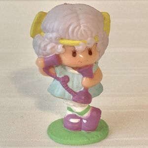 Vintage Strawberryland Angel Cake PVC Figurine